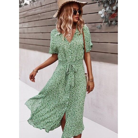 NWOT Ditsy flower midi dress - small - Picture 1 of 6